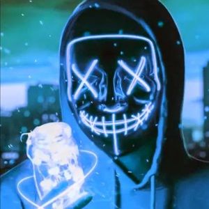 Meet your Posher, Logan